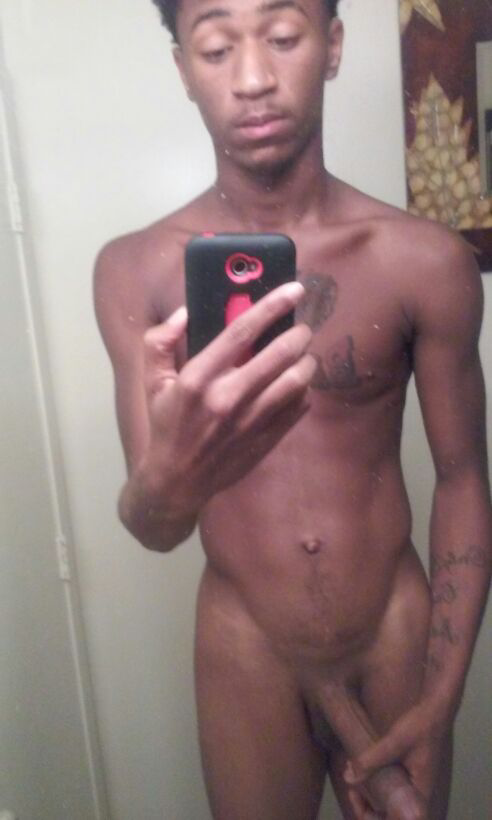 black_guy_dick_pic